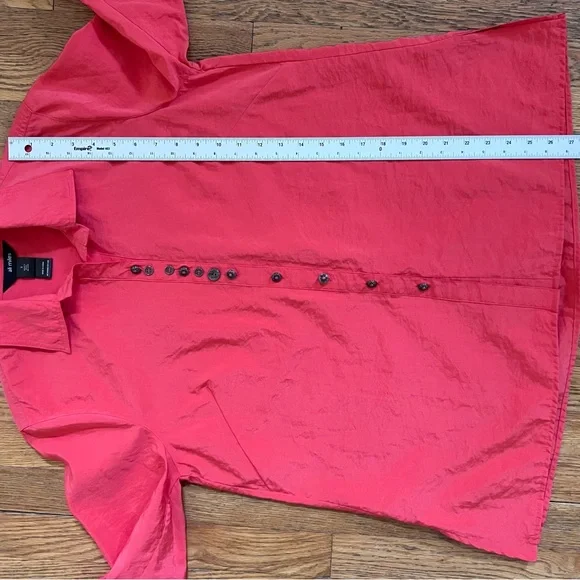 Ali Miles Crinkled Button Front Blouse Bright Coral Pink Collared Women’s Small‎ - Picture 10 of 10